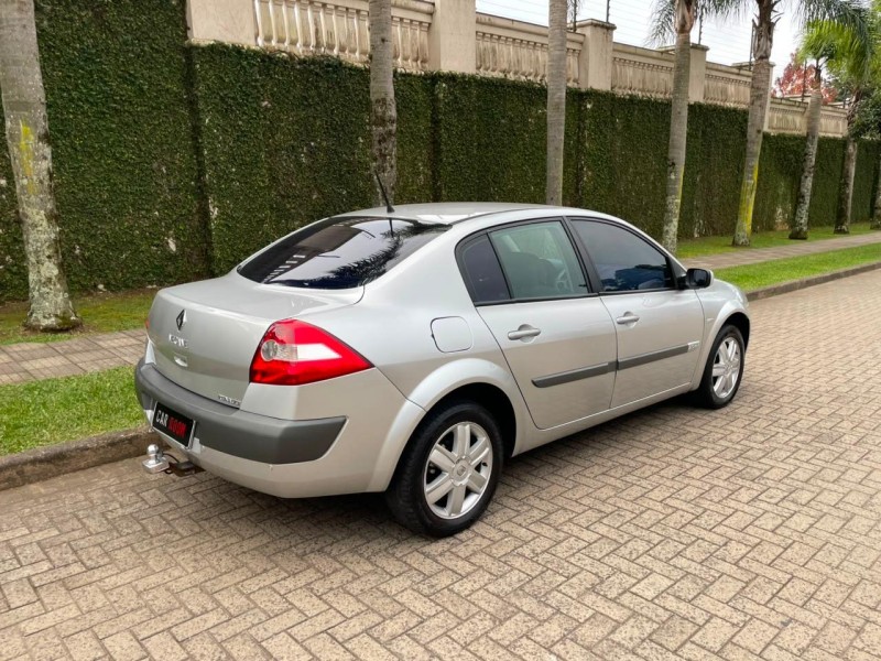 MÉGANE 2.0 EXPRESSION SEDAN 16V GASOLINA 4P AUTOMÁTICO - 2009 - CAXIAS DO SUL
