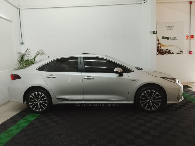 COROLLA 1.8 ALTIS PREMIUM 16V HÍBRIDO 4P AUTOMÁTICO - 2024 - NOVO HAMBURGO