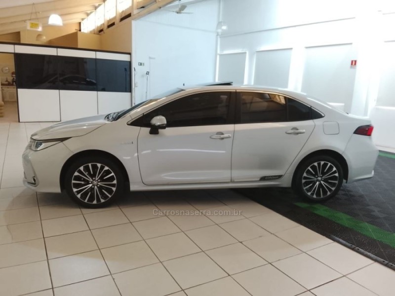 COROLLA 1.8 ALTIS PREMIUM 16V HÍBRIDO 4P AUTOMÁTICO - 2024 - NOVO HAMBURGO