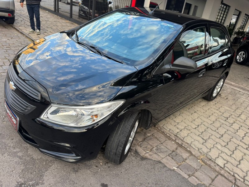 ONIX 1.0 MPFI JOY 8V FLEX 4P MANUAL - 2018 - CAXIAS DO SUL