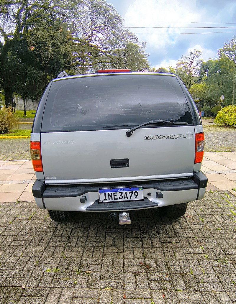 BLAZER 2.4 MPFI ADVANTAGE 4X2 8V GASOLINA 4P MANUAL - 2005 - FARROUPILHA