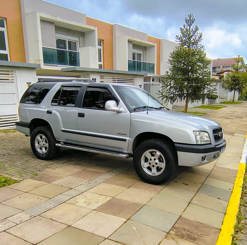 BLAZER 2.4 MPFI ADVANTAGE 4X2 8V GASOLINA 4P MANUAL - 2005 - FARROUPILHA