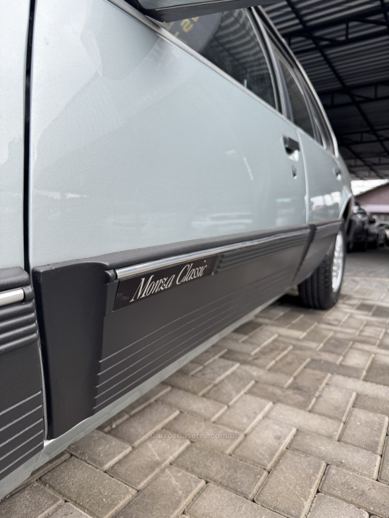 MONZA 2.0 EFI CLASS 8V GASOLINA 4P MANUAL - 1987 - CAXIAS DO SUL