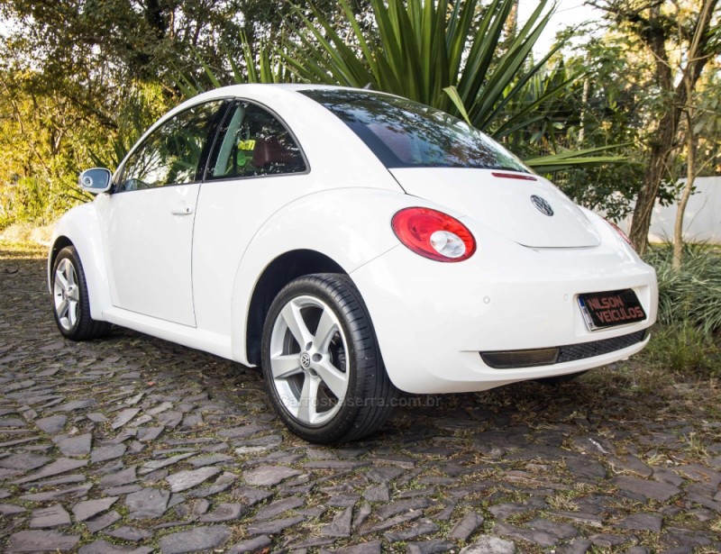 NEW BEETLE 2.0 MI 8V GASOLINA 2P TIPTRONIC - 2009 - NOVO HAMBURGO