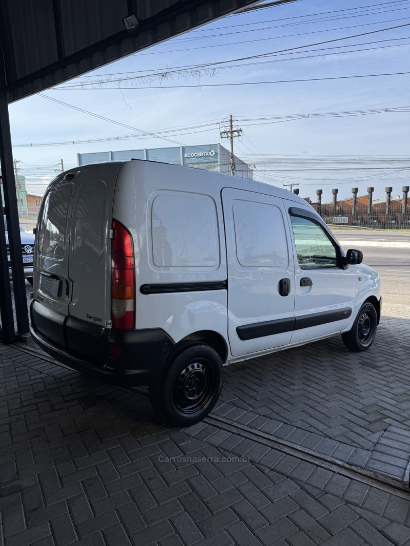 KANGOO 1.6 EXPRESS 16V FLEX 3P MANUAL - 2014 - CAXIAS DO SUL