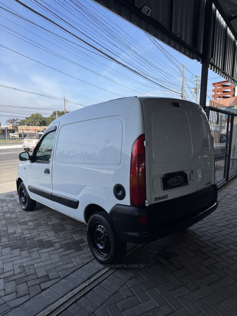 KANGOO 1.6 EXPRESS 16V FLEX 3P MANUAL - 2014 - CAXIAS DO SUL