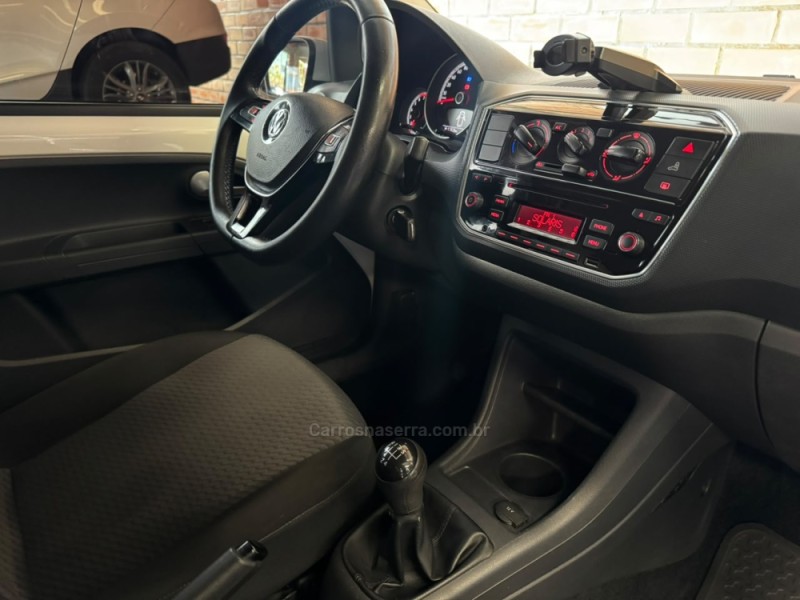 UP 1.0 TSI MOVE UP 12V FLEX 4P MANUAL - 2018 - SãO MARCOS
