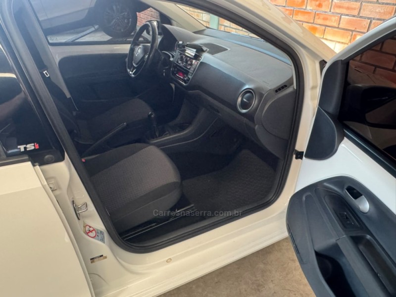 UP 1.0 TSI MOVE UP 12V FLEX 4P MANUAL - 2018 - SãO MARCOS