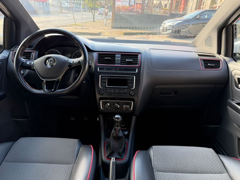 FOX 1.6 MI ROCK IN RIO 8V FLEX 4P MANUAL - 2016 - CAXIAS DO SUL