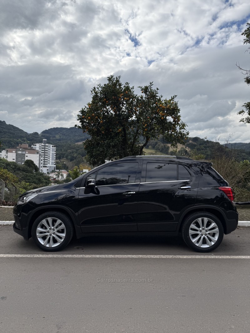 TRACKER 1.4 16V TURBO FLEX PREMIER AUTOMÁTICO - 2019 - NOVA ARAçá