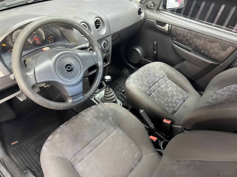 PRISMA 1.4 MPFI JOY 8V FLEX 4P MANUAL - 2010 - CAXIAS DO SUL