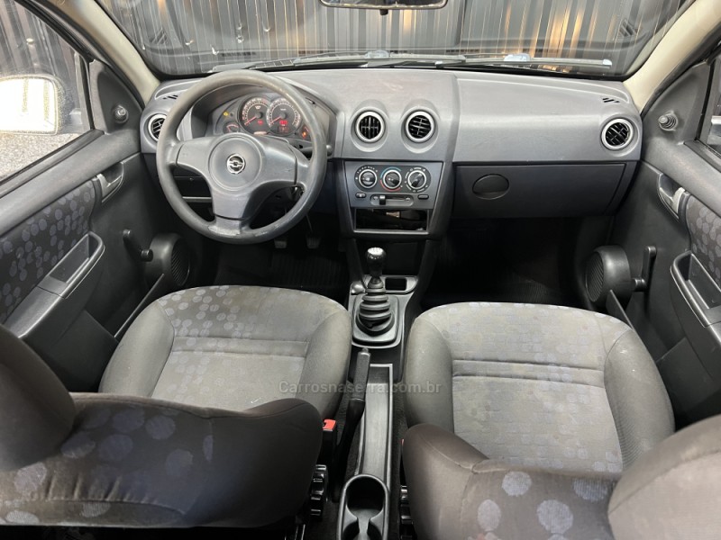 PRISMA 1.4 MPFI JOY 8V FLEX 4P MANUAL - 2010 - CAXIAS DO SUL