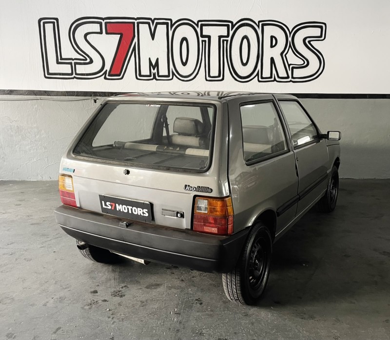 UNO 1.0 MILLE ELETRONIC 8V GASOLINA 2P MANUAL - 1992 - CAXIAS DO SUL