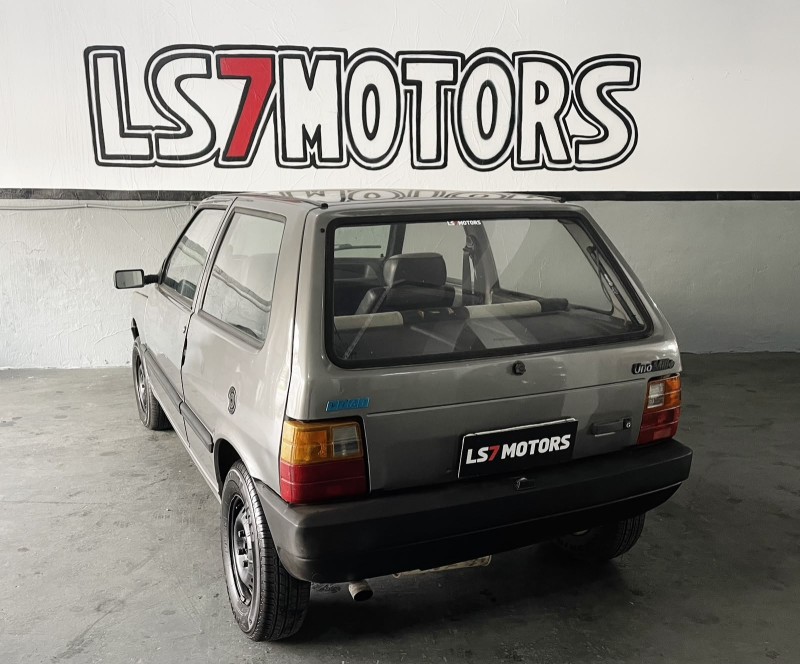 UNO 1.0 MILLE ELETRONIC 8V GASOLINA 2P MANUAL - 1992 - CAXIAS DO SUL