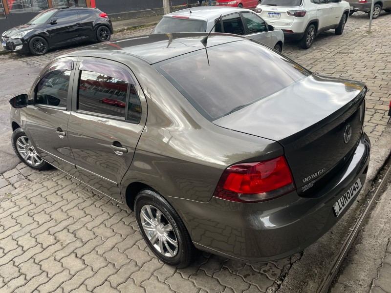 VOYAGE 1.0 MI TRENDLINE 8V FLEX 4P MANUAL - 2010 - CAXIAS DO SUL