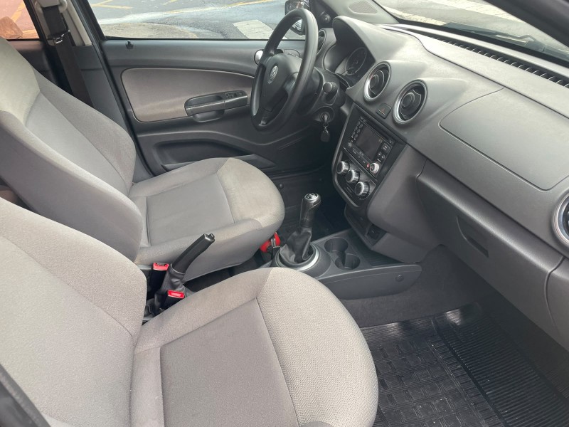 VOYAGE 1.0 MI TRENDLINE 8V FLEX 4P MANUAL - 2010 - CAXIAS DO SUL