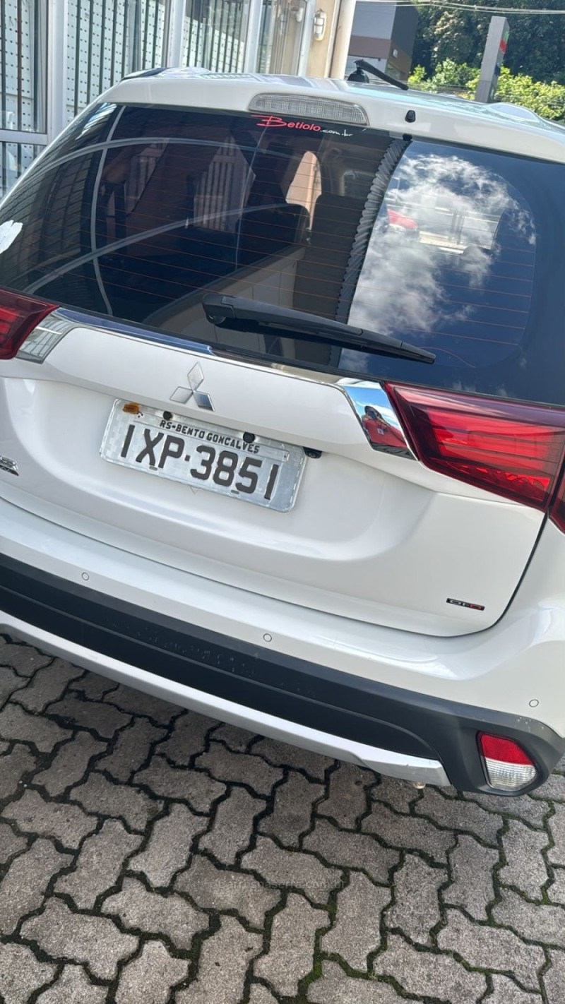 OUTLANDER 2.2 4X4 16V DIESEL 4P AUTOMÁTICO - 2016 - BENTO GONçALVES
