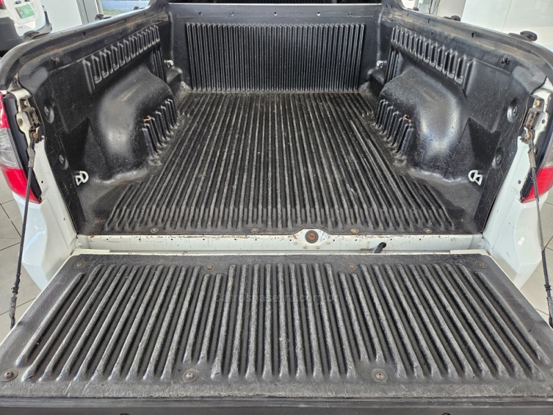 MONTANA 1.4 MPFI LS CS 8V FLEX 2P MANUAL - 2017 - TAPEJARA
