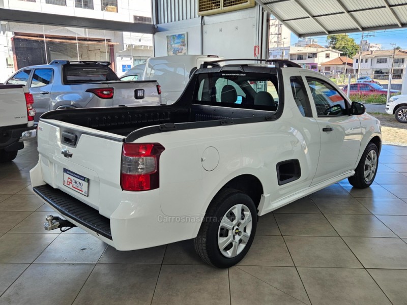 MONTANA 1.4 MPFI LS CS 8V FLEX 2P MANUAL - 2017 - TAPEJARA