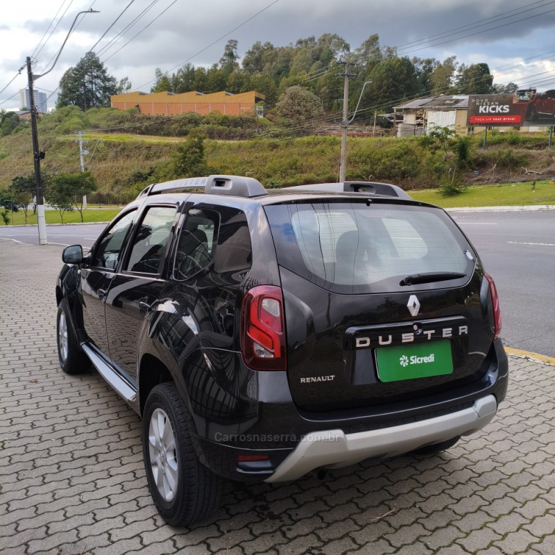 DUSTER 1.6 DYNAMIQUE 4X2 16V FLEX 4P MANUAL - 2017 - CAXIAS DO SUL