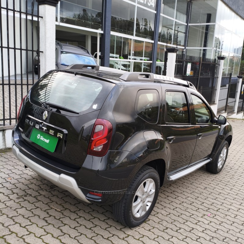 DUSTER 1.6 DYNAMIQUE 4X2 16V FLEX 4P MANUAL - 2017 - CAXIAS DO SUL