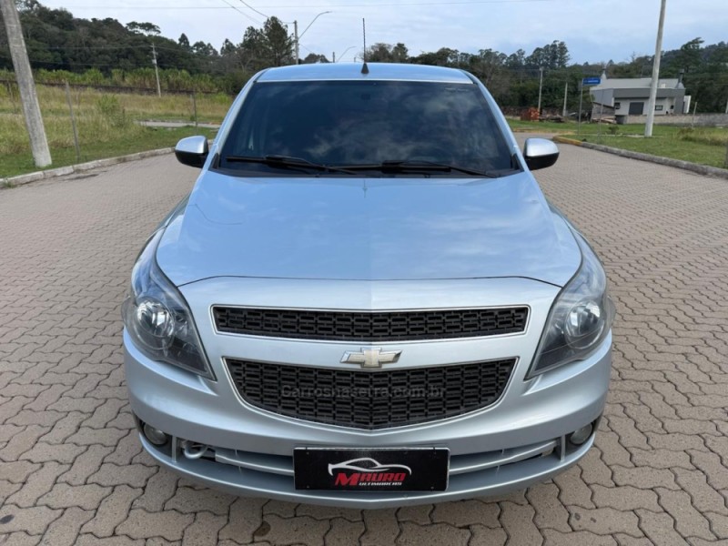 AGILE 1.4 MPFI LTZ 8V FLEX 4P MANUAL - 2013 - IVOTI