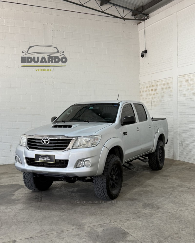 hilux  2014 arroio do meio