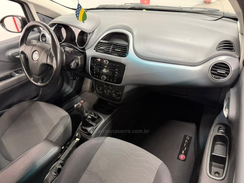 PUNTO 1.4 ATTRACTIVE 8V FLEX 4P MANUAL - 2016 - CAXIAS DO SUL