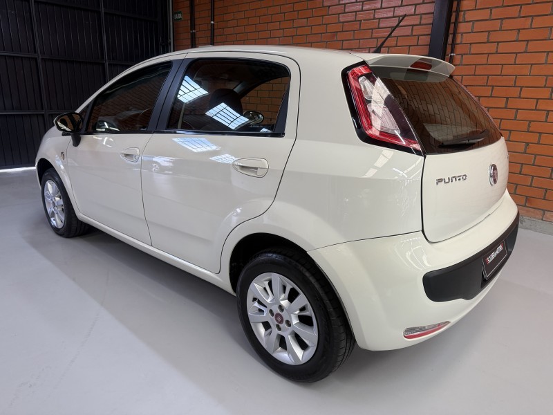PUNTO 1.4 ATTRACTIVE ITALIA 8V FLEX 4P MANUAL - 2016 - BENTO GONçALVES