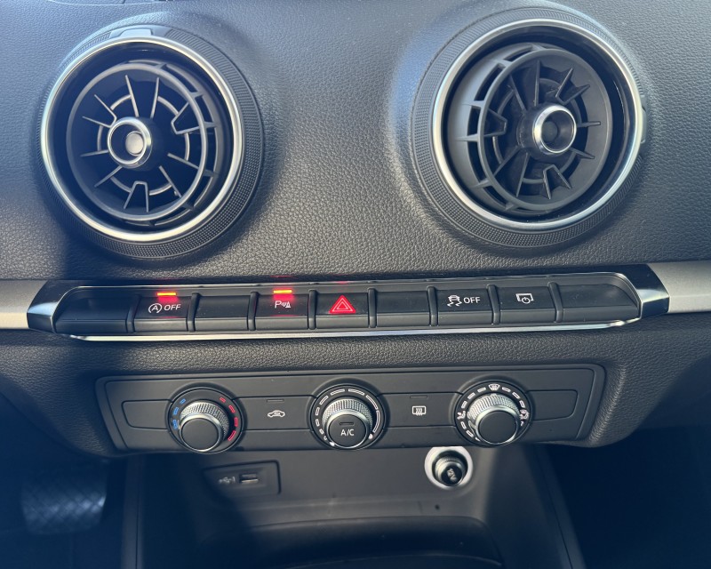 A3 1.4 TFSI SEDAN PRESTIGE PLUS 16V FLEX 4P TECH TIPTRONIC - 2019 - TAQUARA