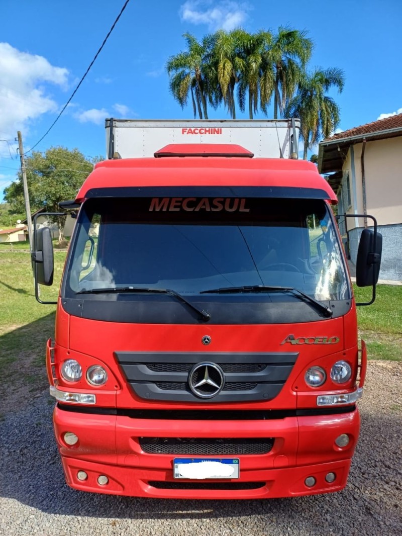 ACCELO 1316 6X2 - 2023 - PORTO ALEGRE