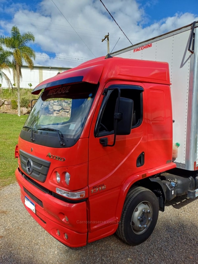 ACCELO 1316 6X2 - 2023 - PORTO ALEGRE
