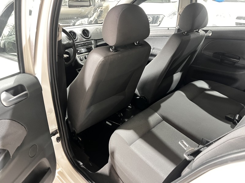 GOL 1.6 MI 8V FLEX 4P MANUAL - 2010 - CAXIAS DO SUL
