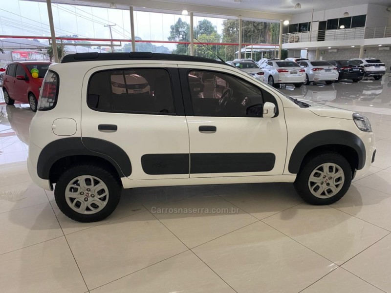 UNO 1.4 EVO WAY 8V FLEX 4P AUTOMATIZADO - 2016 - LAJEADO