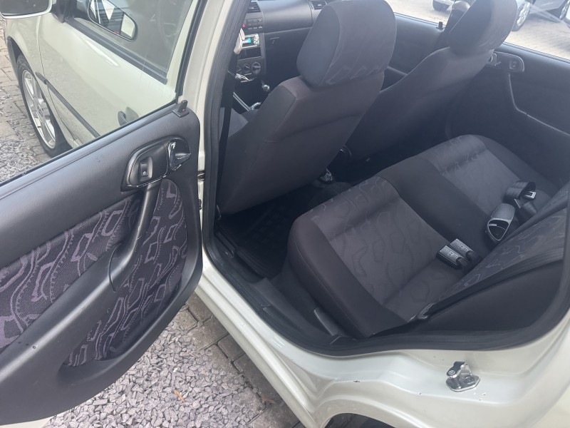 GOL 1.6 MI 8V GASOLINA 4P MANUAL - 2000 - CAXIAS DO SUL
