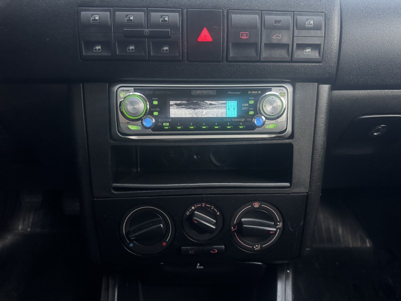 GOL 1.6 MI 8V GASOLINA 4P MANUAL - 2000 - CAXIAS DO SUL
