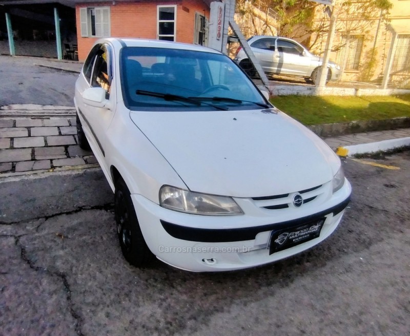 CELTA 1.0 MPFI 8V GASOLINA 2P MANUAL - 2001 - CAXIAS DO SUL