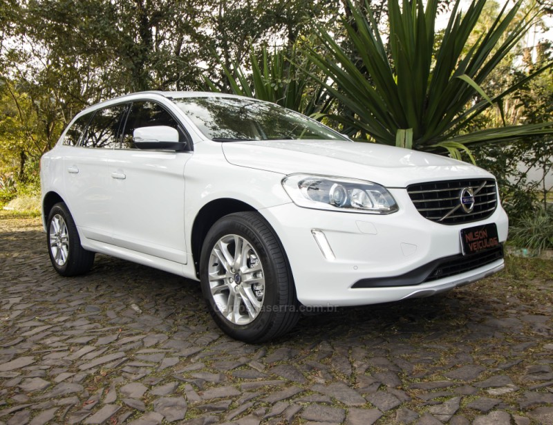 XC60 2.0 T5 DYNAMIC FWD TURBO GASOLINA 4P AUTOMÁTICO - 2015 - NOVO HAMBURGO