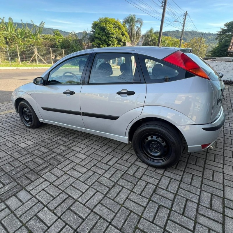 FOCUS 1.6 S 16V FLEX 4P MANUAL - 2009 - FELIZ