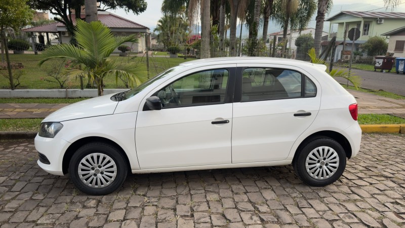 GOL 1.0 MI CITY 8V FLEX 4P MANUAL - 2014 - FELIZ