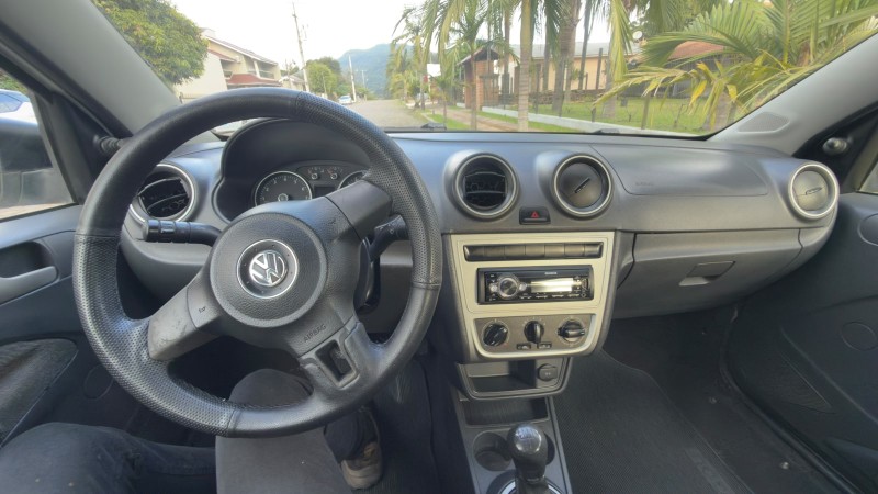 GOL 1.0 MI CITY 8V FLEX 4P MANUAL - 2014 - FELIZ