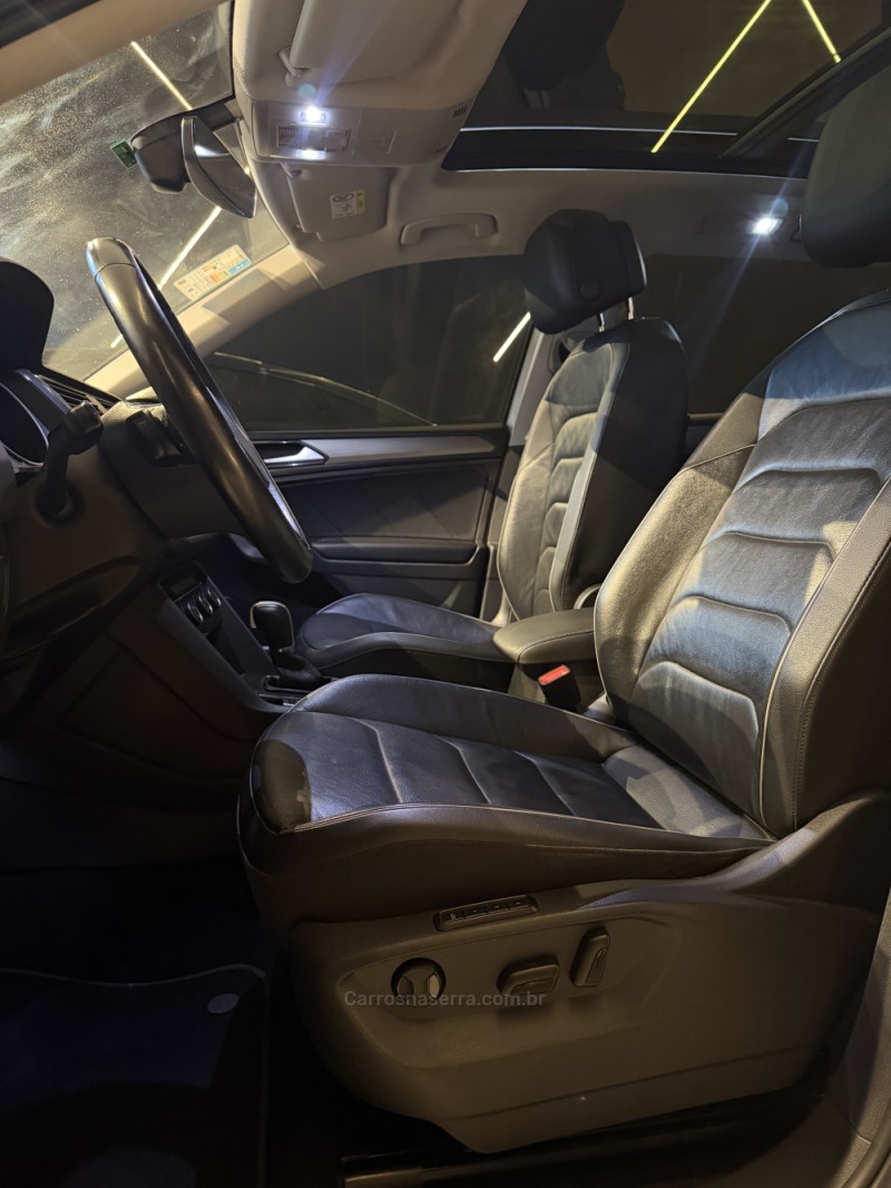 TIGUAN 1.4 ALLSPACE COMFORT 250 TSI FLEX 4P - 2018 - CAXIAS DO SUL