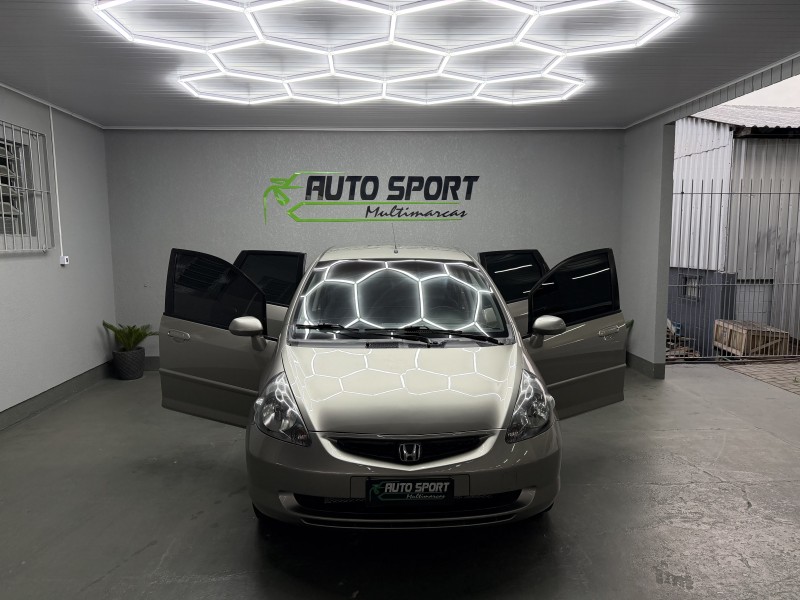 FIT 1.4 LXL 8V GASOLINA 4P MANUAL - 2006 - CAXIAS DO SUL