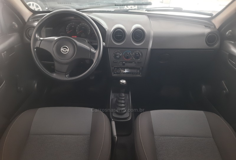 CELTA 1.0 MPFI VHC SPIRIT 8V GASOLINA 4P MANUAL - 2007 - GARIBALDI