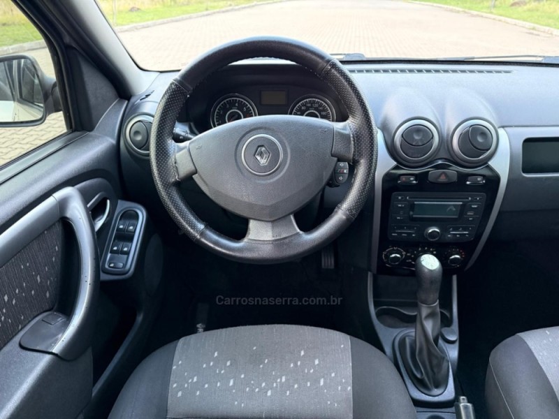 LOGAN 1.6 EXPRESSION 16V FLEX 4P MANUAL - 2012 - IVOTI