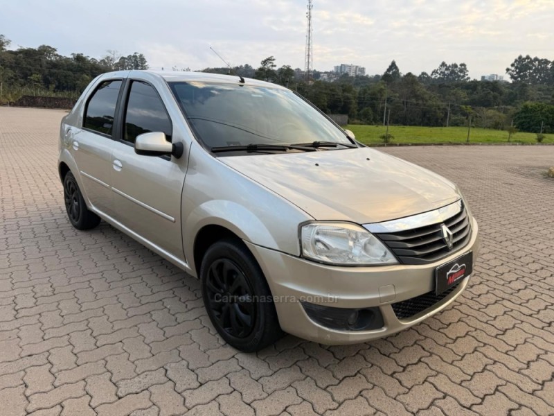 LOGAN 1.6 EXPRESSION 16V FLEX 4P MANUAL - 2012 - IVOTI