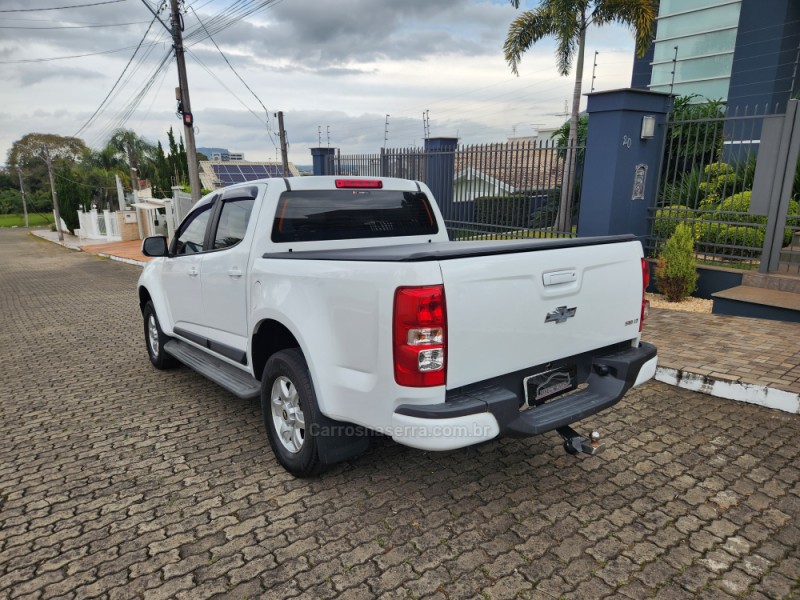 S10 2.4 LT 4X2 CD 8V FLEX 4P MANUAL - 2014 - MONTENEGRO