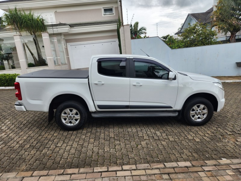 S10 2.4 LT 4X2 CD 8V FLEX 4P MANUAL - 2014 - MONTENEGRO