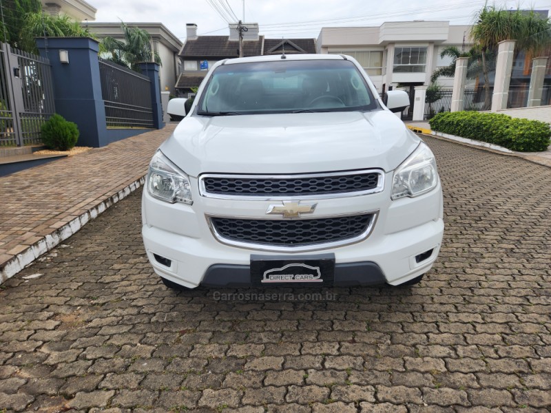 S10 2.4 LT 4X2 CD 8V FLEX 4P MANUAL - 2014 - MONTENEGRO