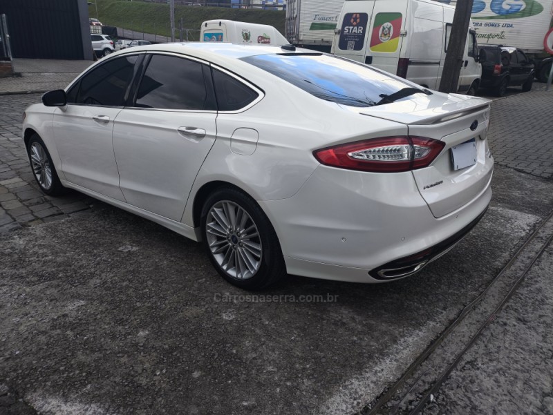 FUSION 2.0 TITANIUM GTDI ECOBOOST AWD AUTOMÁTICO - 2013 - FARROUPILHA